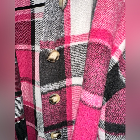 Women’s Pink Flannel Shacket Jacket Plaid Button Down - Picture 4 of 6